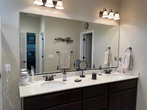 4609 Amaryllis Cir, Keyes, CA 95328 photo 11