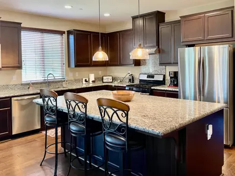 4609 Amaryllis Cir, Keyes, CA 95328 photo 3