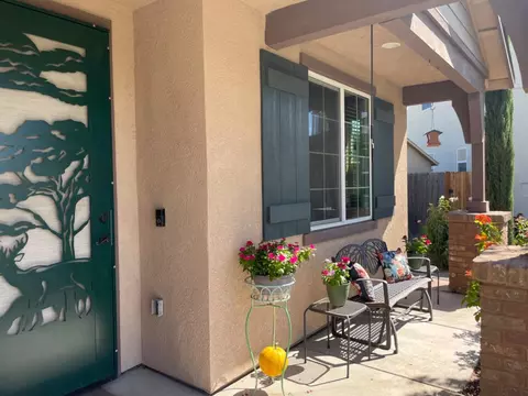 4609 Amaryllis Cir, Keyes, CA 95328 photo 2
