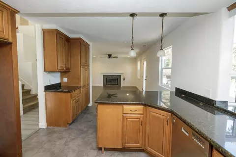 1498 Monterey Ct, Tracy, CA 95376 photo 20