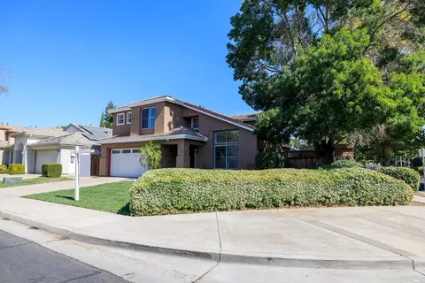 1498 Monterey Ct, Tracy, CA 95376 photo 2