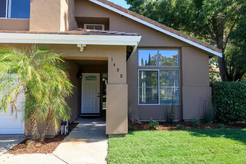 1498 Monterey Ct, Tracy, CA 95376 photo 4