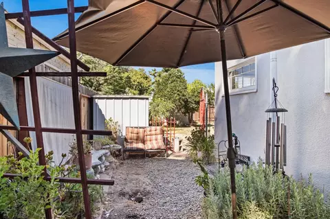 Exterior - 135 Grant St, Modesto, CA 95354 photo 7 of 9