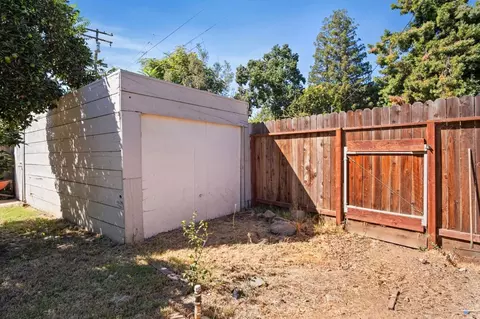Exterior - 135 Grant St, Modesto, CA 95354 photo 9 of 9