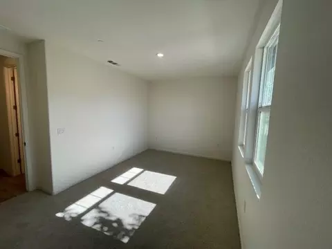 1824 Apiary Way, Hughson, CA 95326 photo 4