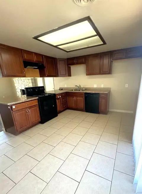 4298 Lever Ave, Olivehurst, CA 95961 photo 4