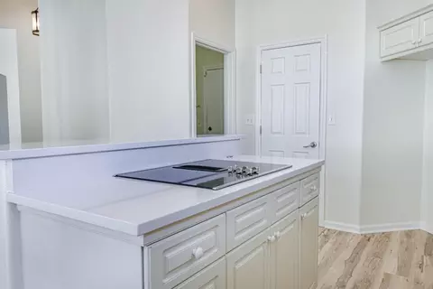Kitchen - 4725 Via Brezza, Modesto, CA 95357 photo 3 of 5