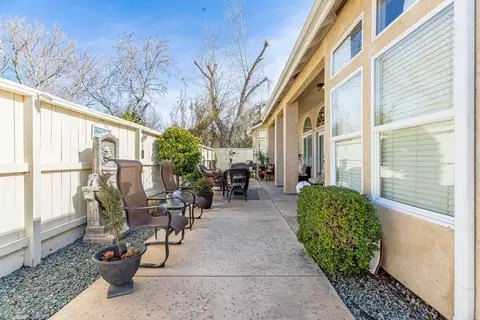 Exterior - 4725 Via Brezza, Modesto, CA 95357 photo 9 of 12
