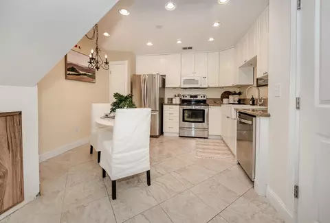 3156 Woods Cir, Davis, CA 95616 photo 8