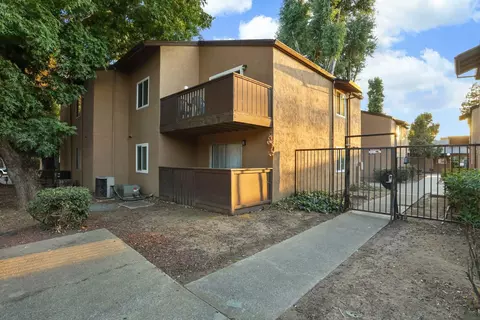 4332 Pacific Ave #58, Stockton, CA 95207