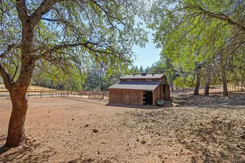 Exterior - 1950 Grouse Ridge Trl, Cool, CA 95614 photo 7 of 14