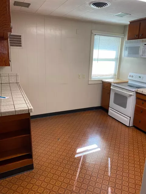 321 11th St, Davis, CA 95616 photo 2