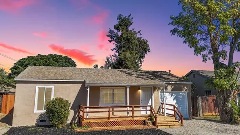 2117 Kenneth St, Modesto, CA 95351 photo 1