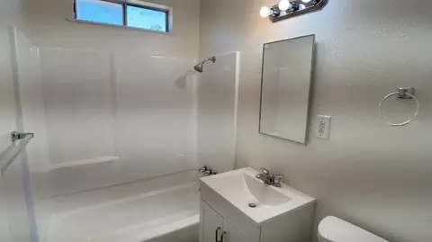 2117 Kenneth St, Modesto, CA 95351 photo 21