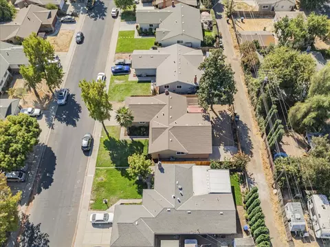 View/Area - 2105 Bodega Ln, Modesto, CA 95350 photo 9 of 9