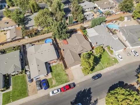 View/Area - 2105 Bodega Ln, Modesto, CA 95350 photo 5 of 9