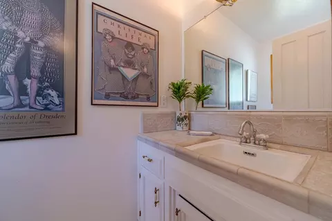 Bath - 2507 Windy Ct, Merced, CA 95340 photo 1 of 5