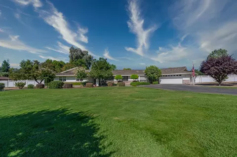 Exterior - 2507 Windy Ct, Merced, CA 95340 photo 4 of 22