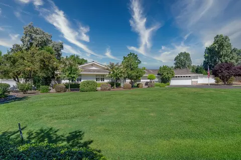 Exterior - 2507 Windy Ct, Merced, CA 95340 photo 5 of 22