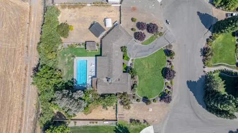 View/Area - 2507 Windy Ct, Merced, CA 95340 photo 3 of 8