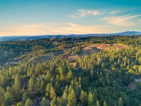 View/Area - 1662 Stonecrest Rd, Placerville, CA 95667 photo 3 of 7