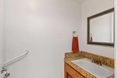 Bath - 1662 Stonecrest Rd, Placerville, CA 95667 photo 1 of 8