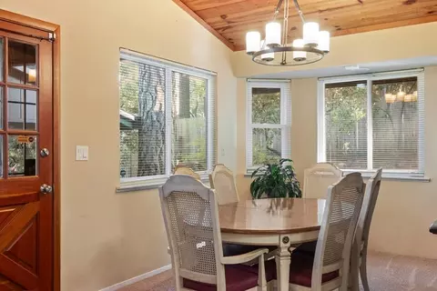 Dining - 1662 Stonecrest Rd, Placerville, CA 95667 photo 3 of 7