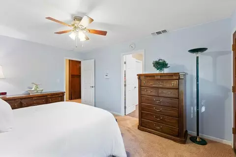 Bedroom - 1662 Stonecrest Rd, Placerville, CA 95667 photo 2 of 5