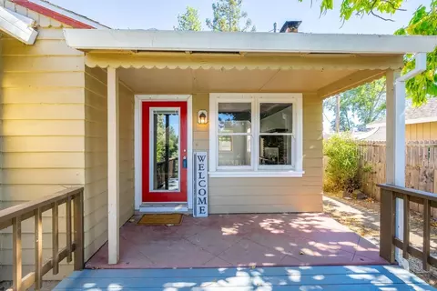 875 Hillcrest St, Placerville, CA 95667 photo 2