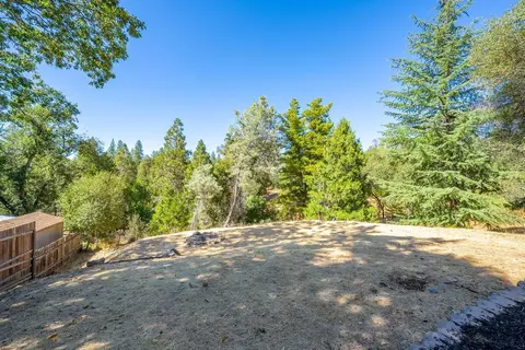 875 Hillcrest St, Placerville, CA 95667 photo 6