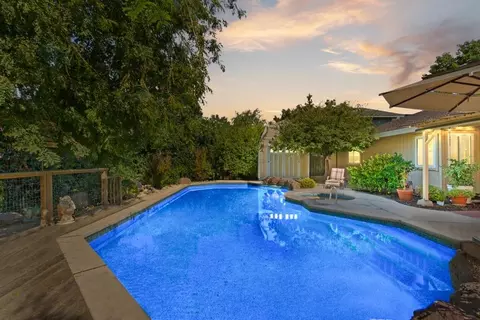 3119 Petty Ln, Carmichael, CA 95608 photo 2