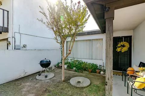 309 Capistrano Dr, Modesto, CA 95354 photo 2