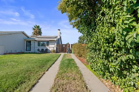 1761 Alegre Dr, Tracy, CA 95376 photo 2