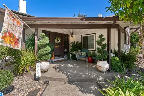 689 S Tuxedo Ave, Stockton, CA 95204