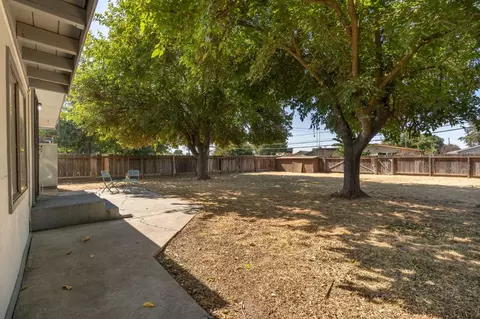 2207 Meadowbrook Ave, Merced, CA 95348 photo 19