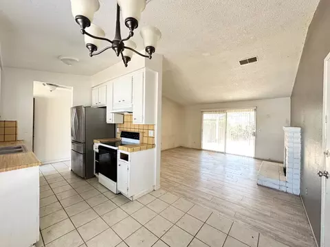 1524 Brixton Ln, Modesto, CA 95356 photo 4