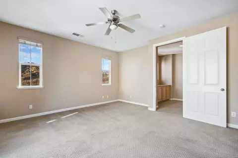 Bedroom - 20865 Grapevine Dr, Patterson, CA 95363 photo 9 of 11