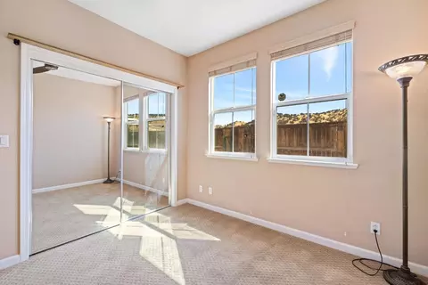 Bedroom - 20865 Grapevine Dr, Patterson, CA 95363 photo 1 of 11