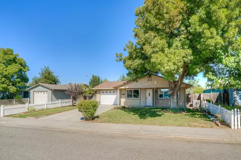 130 E Cedar, Maxwell, CA 95955 photo 2