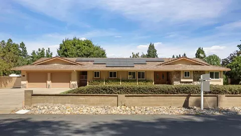 1387 Crom St, Manteca, CA 95337 photo 1