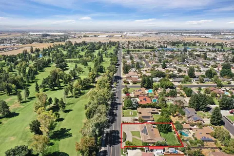 View/Area - 1387 Crom St, Manteca, CA 95337 photo 4 of 4