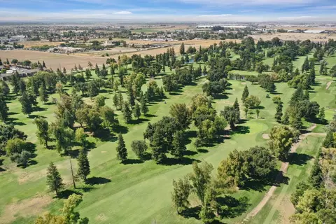 View/Area - 1387 Crom St, Manteca, CA 95337 photo 1 of 4
