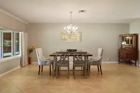 Dining - 1387 Crom St, Manteca, CA 95337 photo 1 of 2
