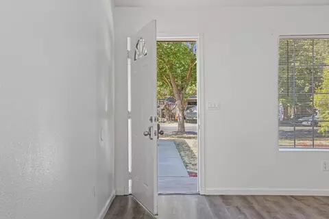 708 Carrboro Ln, Modesto, CA 95357 photo 6