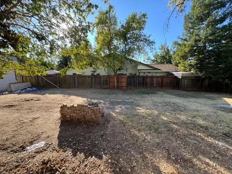3241 Cabriolet Ct, Carmichael, CA 95608 photo 18