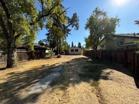 3241 Cabriolet Ct, Carmichael, CA 95608 photo 20