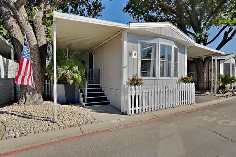 78 Clipper Ln, Modesto, CA 95356 photo 1