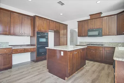 Kitchen - 1304 Blakely Ln, Modesto, CA 95356 photo 3 of 3