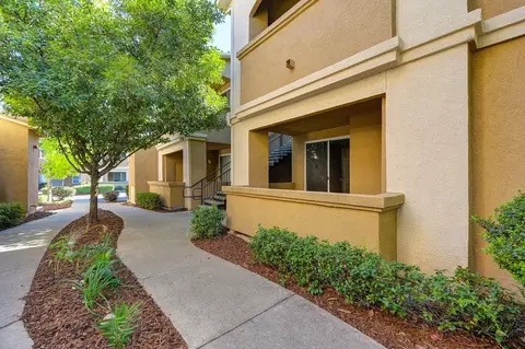 501 Gibson Dr #2014, Roseville, CA 95678