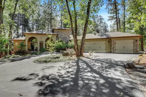 10417 Woods Ravine Ct, Nevada City, CA 95959